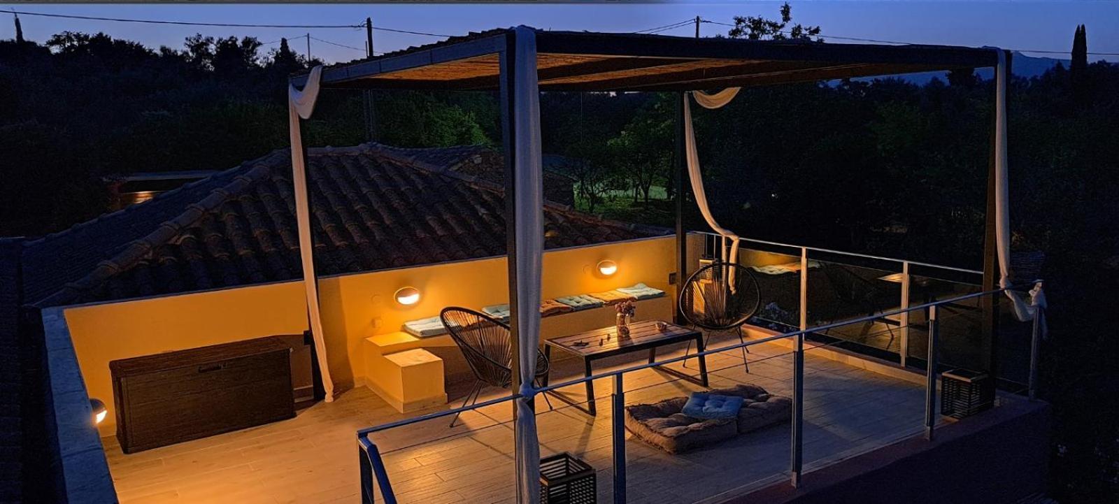 Villa Magic Perla กูเวีย ภายนอก รูปภาพ