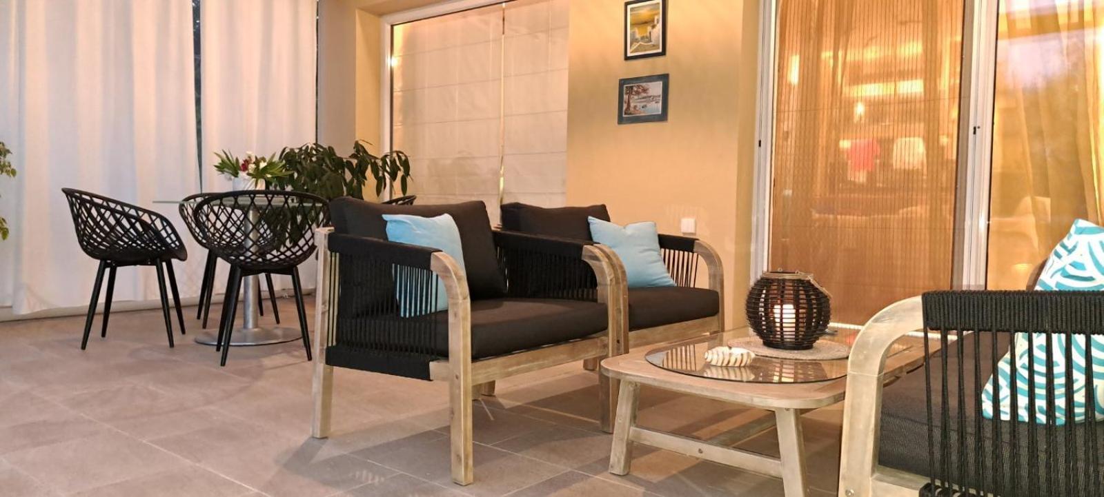 Villa Magic Perla กูเวีย ภายนอก รูปภาพ