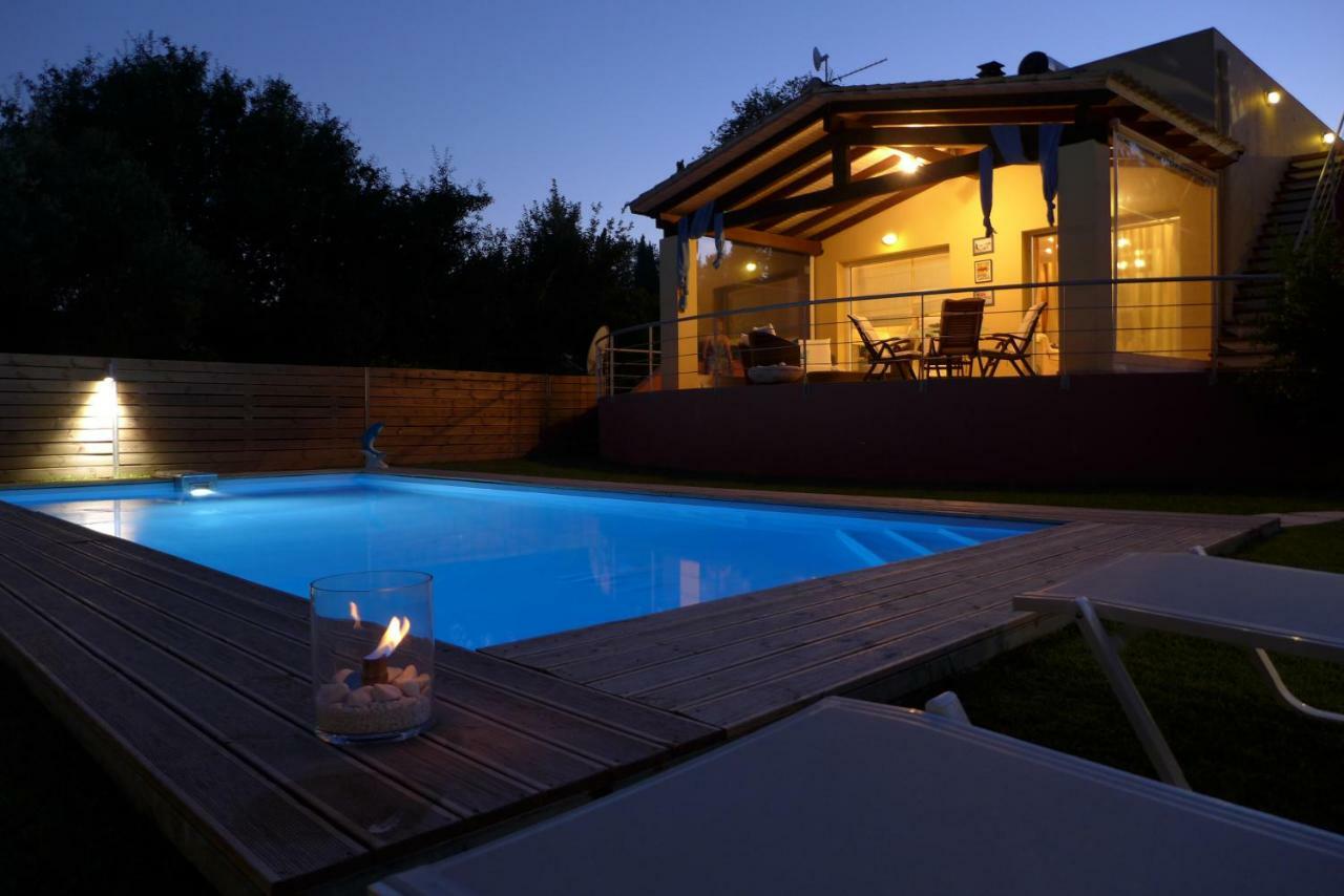 Villa Magic Perla กูเวีย ภายนอก รูปภาพ